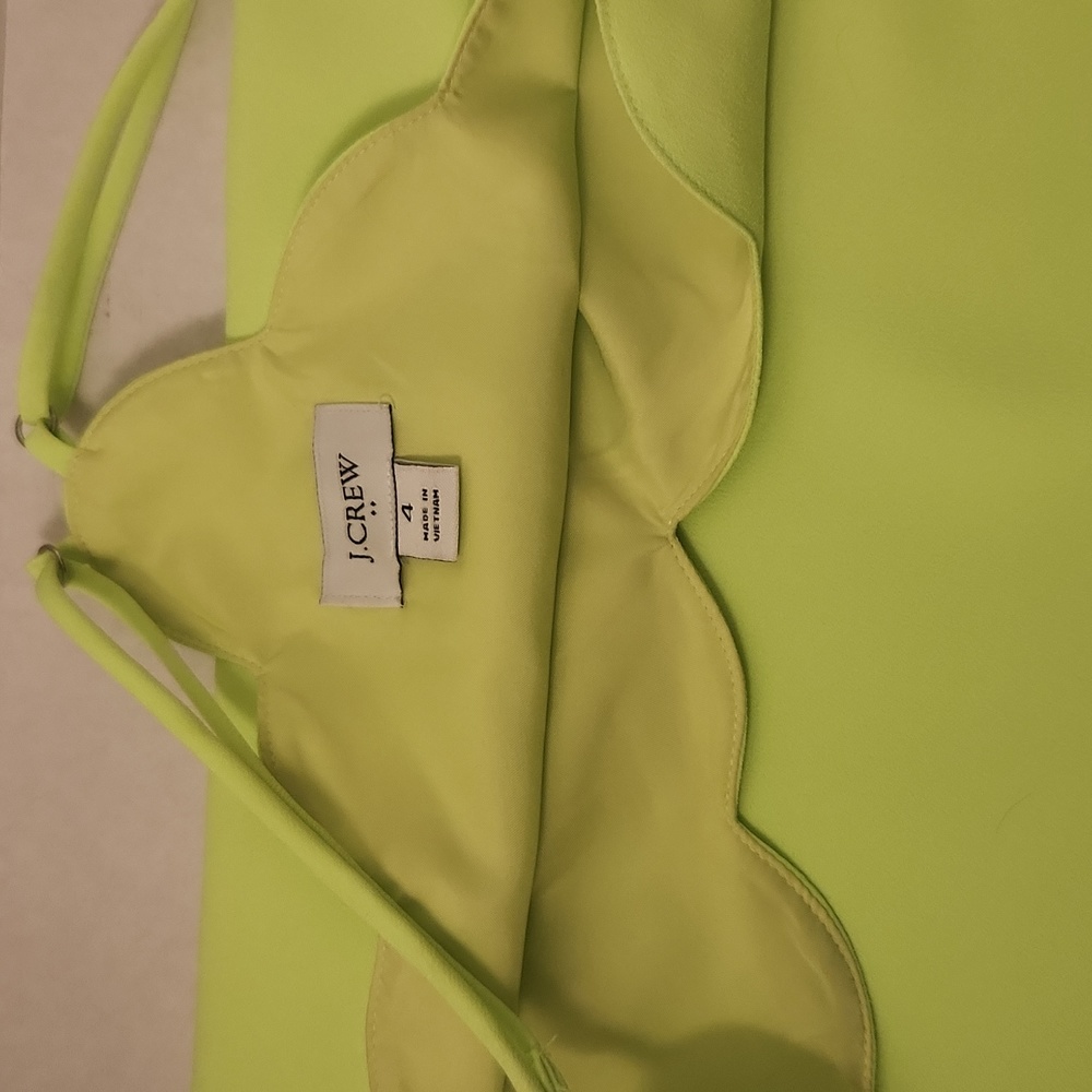 J. Crew Scalloped Shell, Size 4 Measures M-L